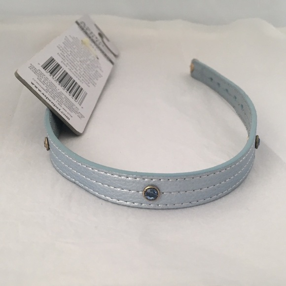 Aspen Gold Blue Collar - Picture 2 of 5